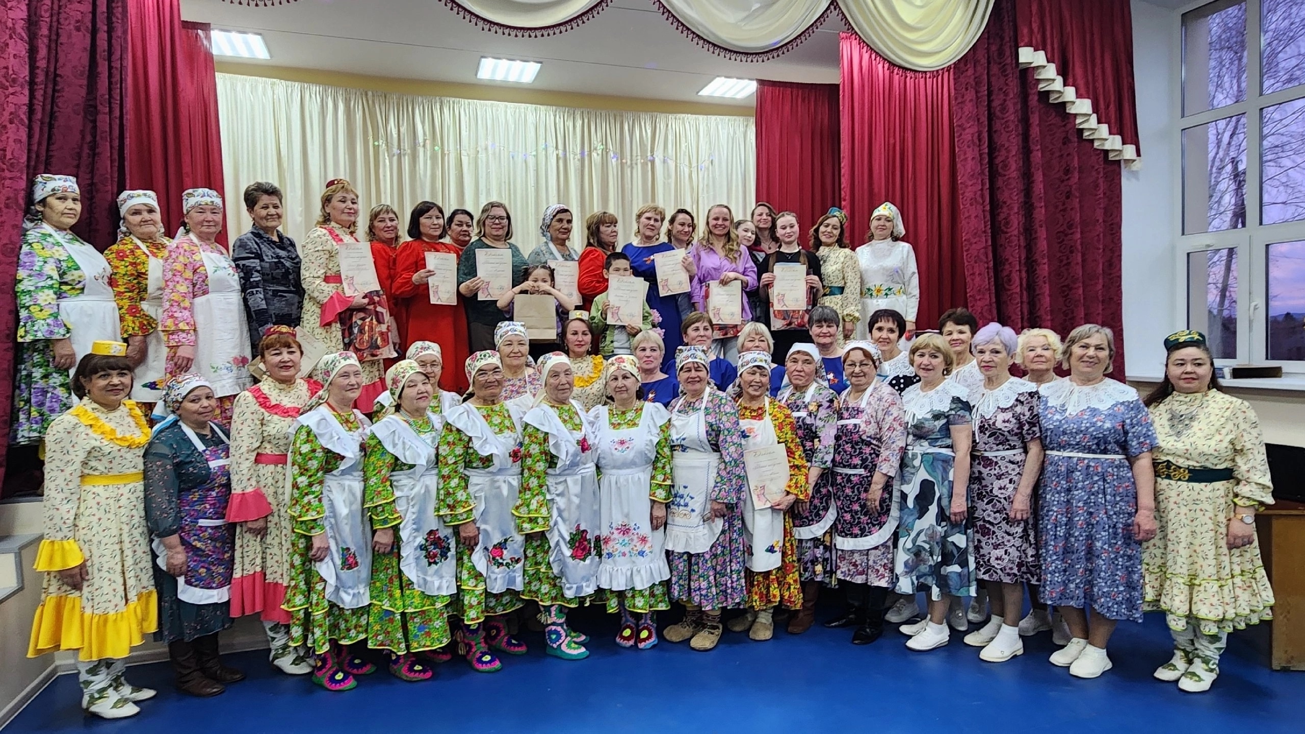 Народным традициям жить и крепнуть